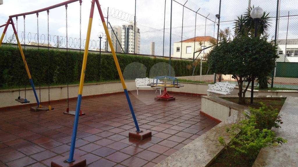 APARTAMENTO em SANTANA