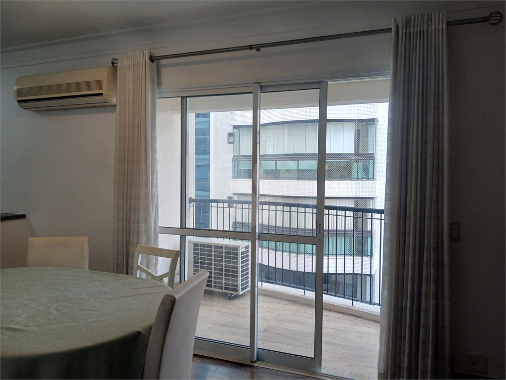 Apartamento - Perdizes - 1 Dormitório - 55 m².