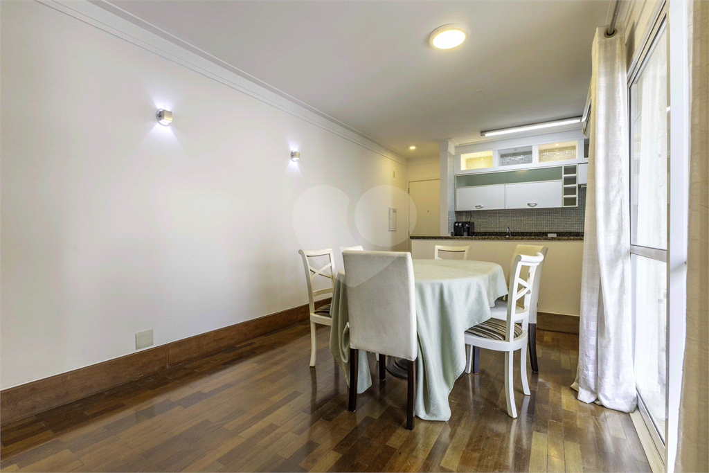 Apartamento - Perdizes - 1 Dormitório - 55 m².