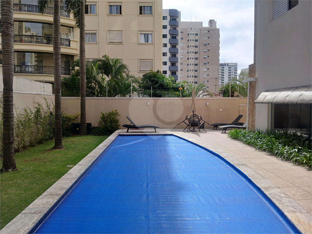 Apartamento - Perdizes - 1 Dormitório - 55 m².