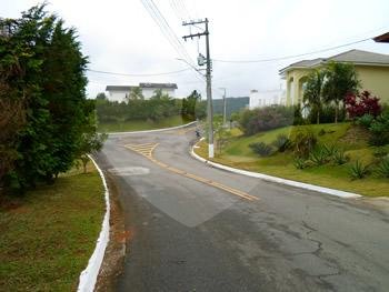 Terreno com projeto aprovado no melhor mais seguro e charmoso Condomínio da Serra e aceita permuta!