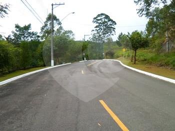 Terreno com projeto aprovado no melhor mais seguro e charmoso Condomínio da Serra e aceita permuta!