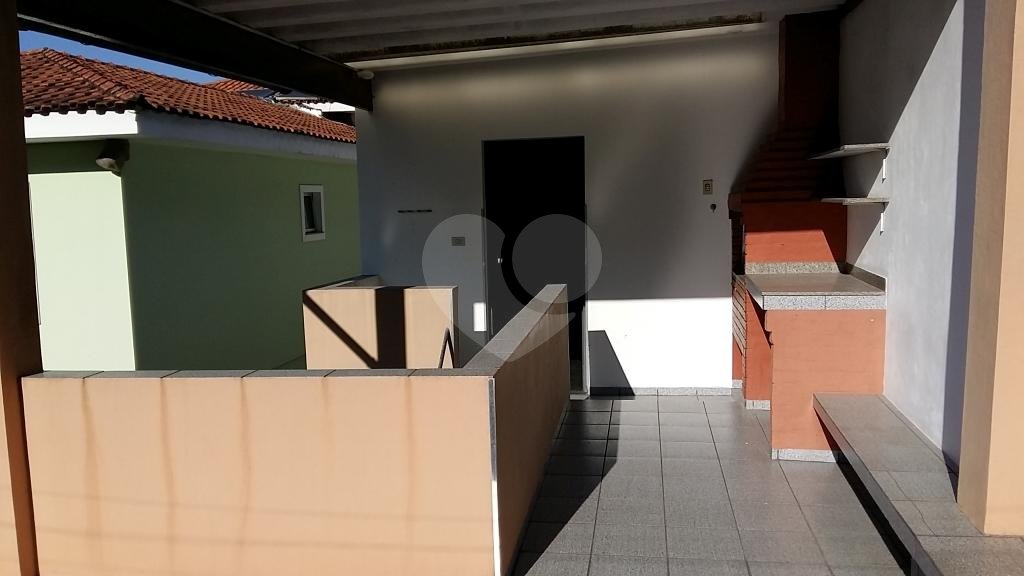 Ótima casa térrea 10 mim do metro 2 dormitórios 1 suite 2 vagas.