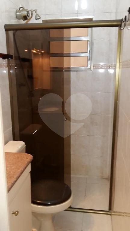 Ótima casa térrea 10 mim do metro 2 dormitórios 1 suite 2 vagas.