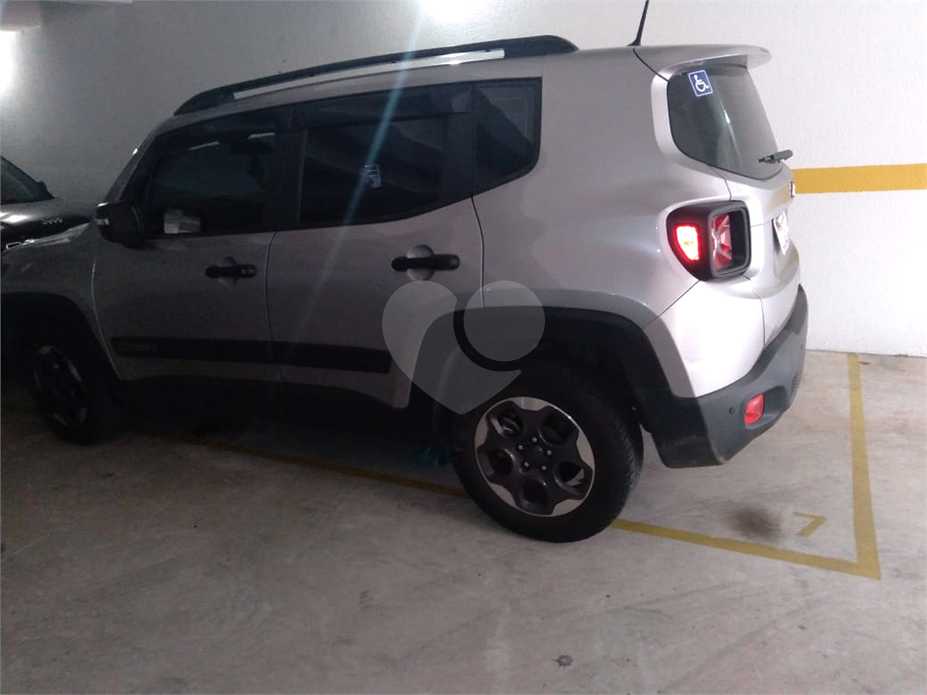 Sobrado novo em condomínio  fechado na Vila Nivi