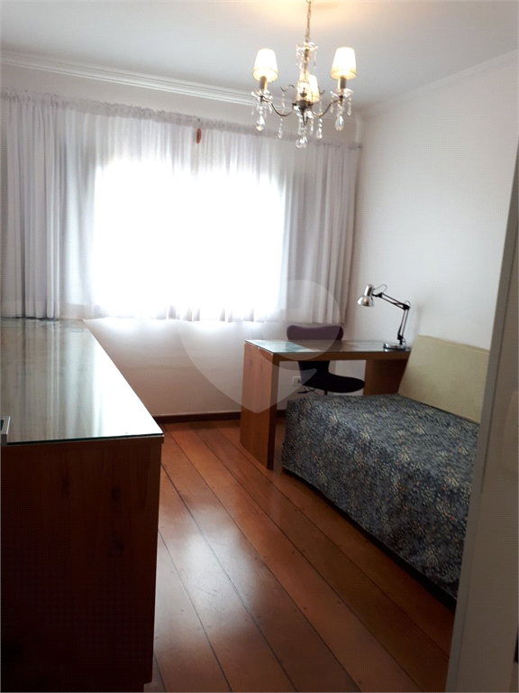 Apartamento à venda com 3 quartos, 157m² - Foto 19