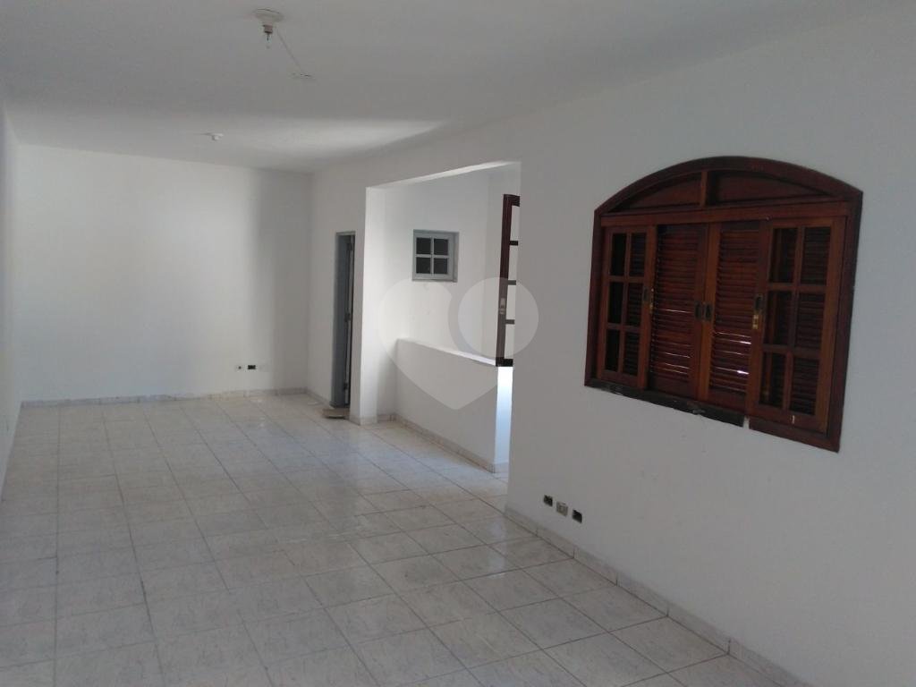 Ótimo Sobrado Residencial/Comercial na  Rua Jovita em Santana