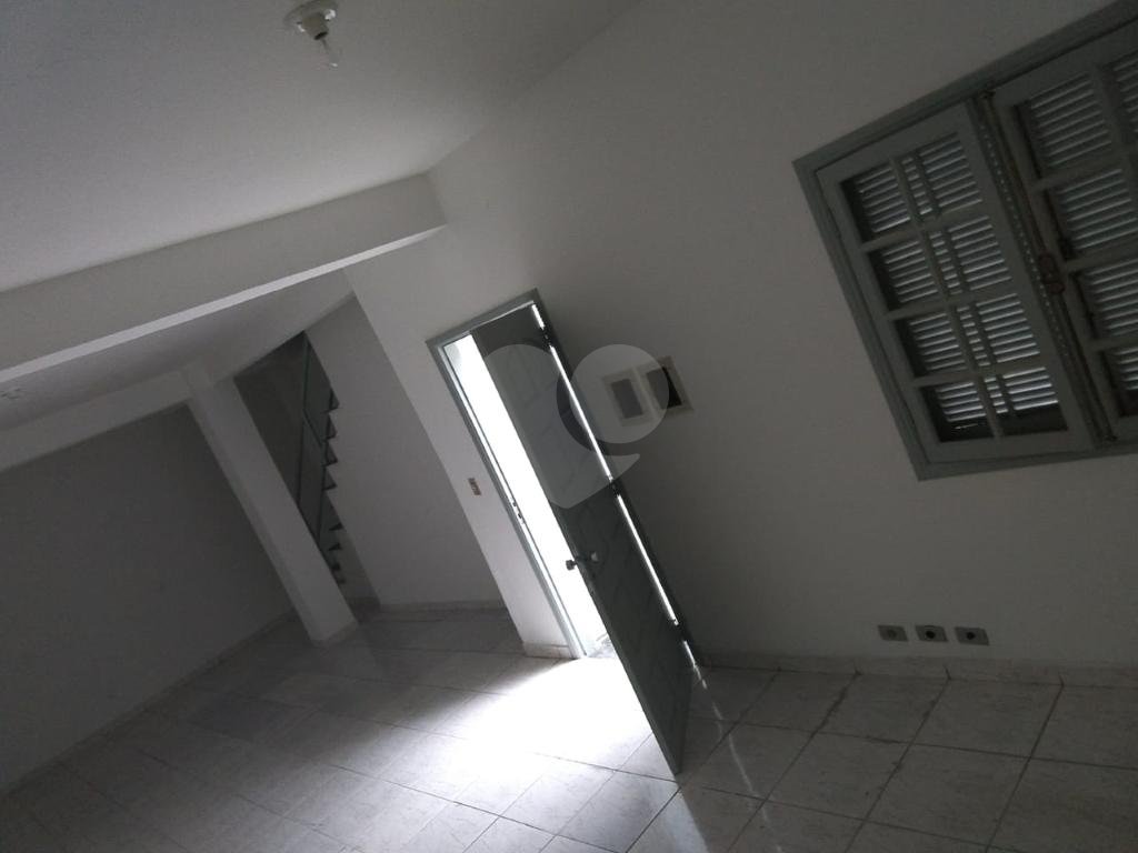 Ótimo Sobrado Residencial/Comercial na  Rua Jovita em Santana