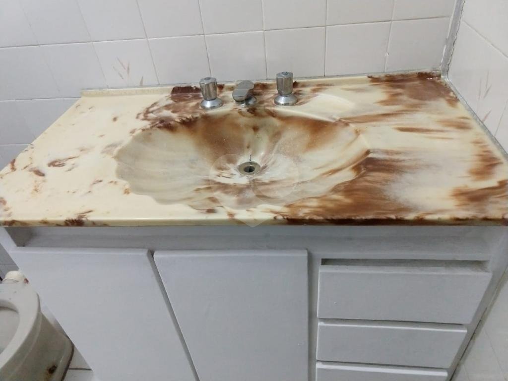 Ótimo Sobrado Residencial/Comercial na  Rua Jovita em Santana