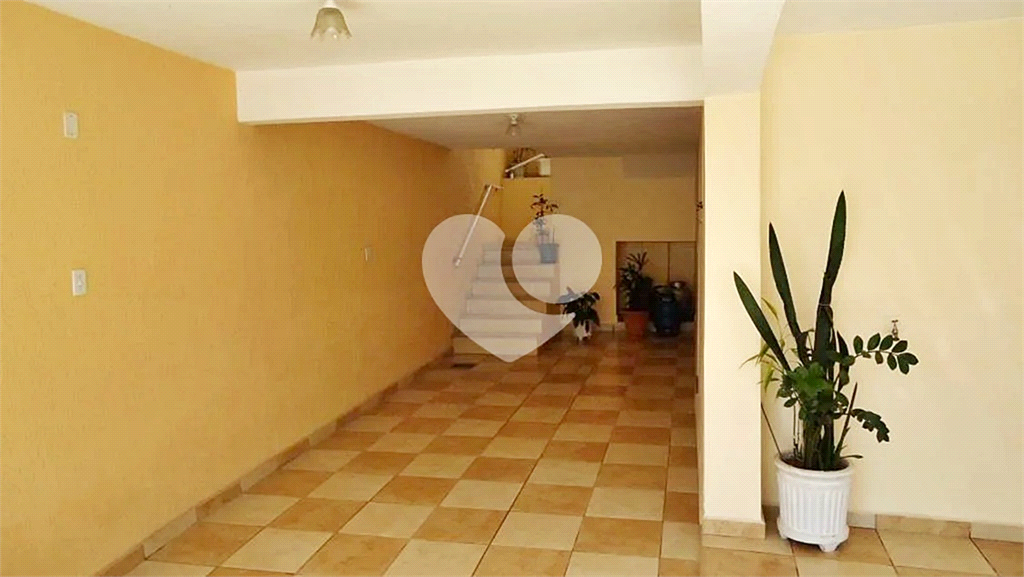 Sobrado à venda com 3 quartos, 200m² - Foto 25