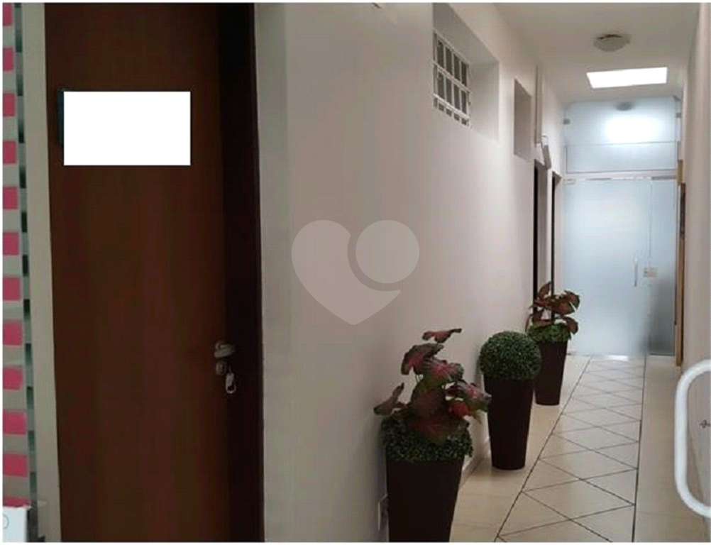 Prédio para venda e locação bem localizado em avenida de grande circulação no Jardim Japão.