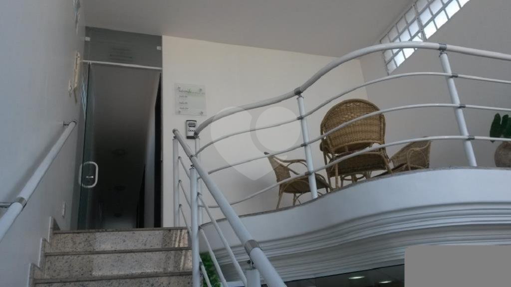 Prédio para venda e locação bem localizado em avenida de grande circulação no Jardim Japão.