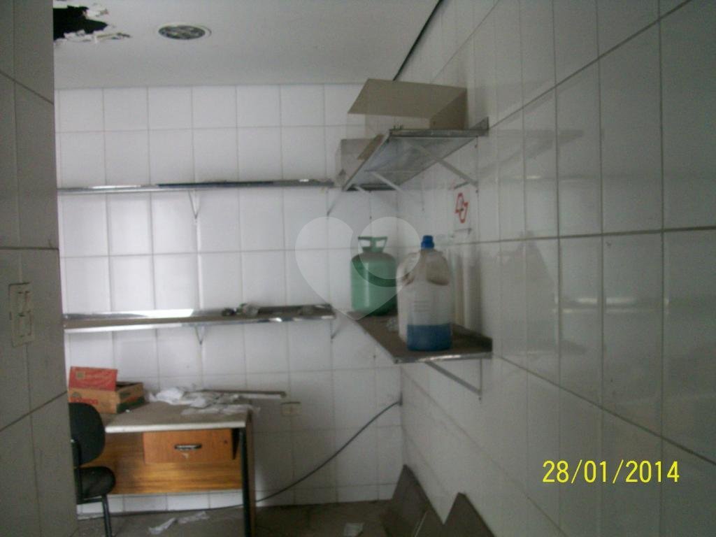 PRÉDIO INTEIRO em TREMEMBÉ