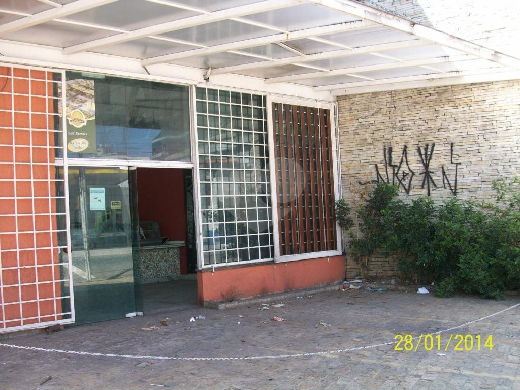 PRÉDIO INTEIRO em TREMEMBÉ
