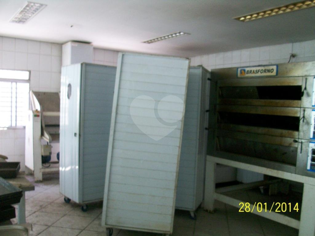 PRÉDIO INTEIRO em TREMEMBÉ