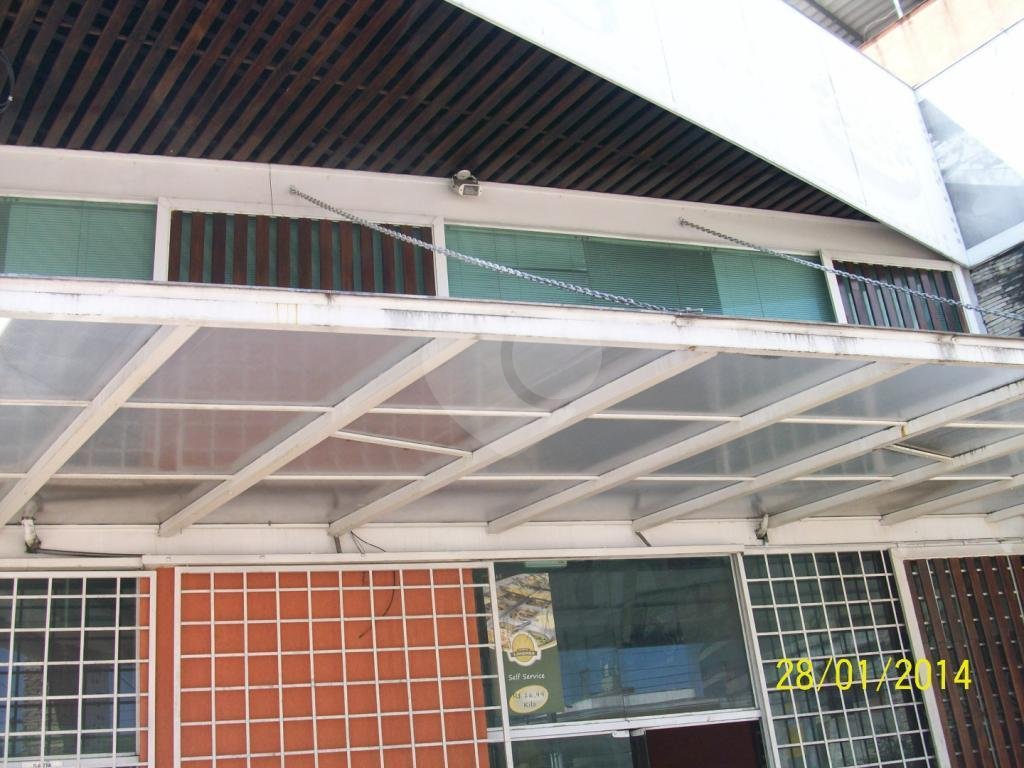 PRÉDIO INTEIRO em TREMEMBÉ