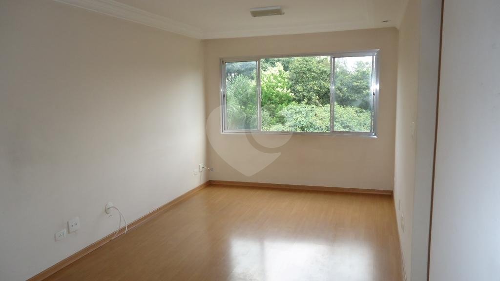 APARTAMENTO em TREMEMBÉ