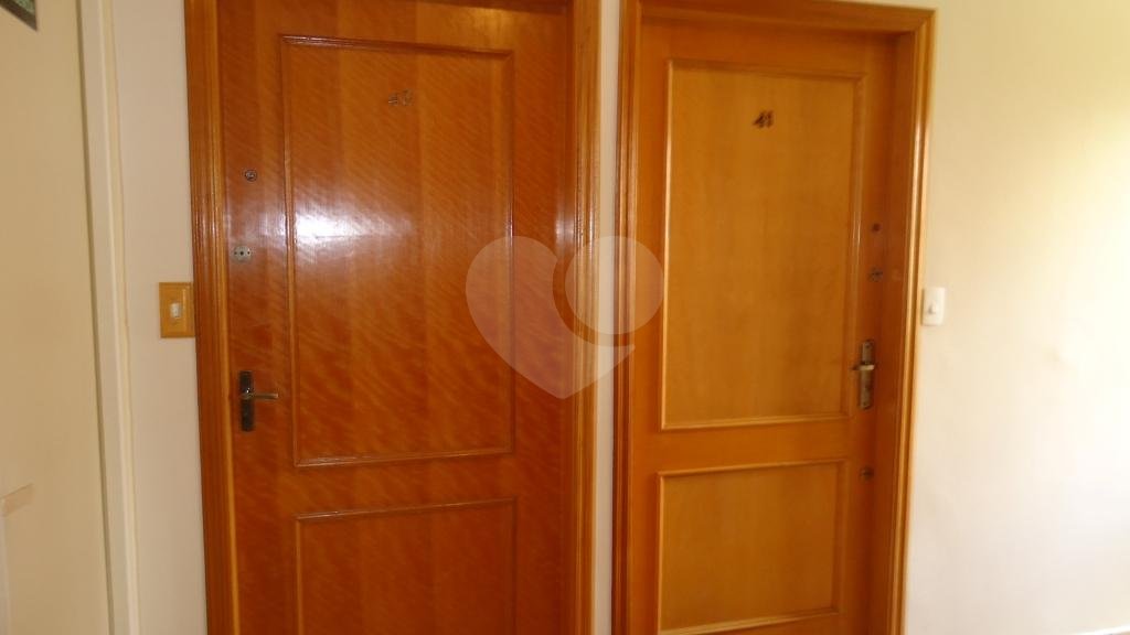 APARTAMENTO em TREMEMBÉ