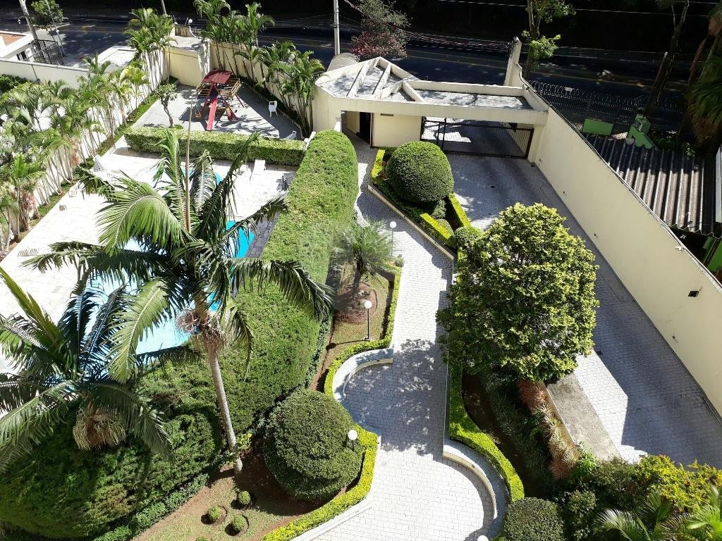 Belíssimo apartamento com 153 m² de área útil