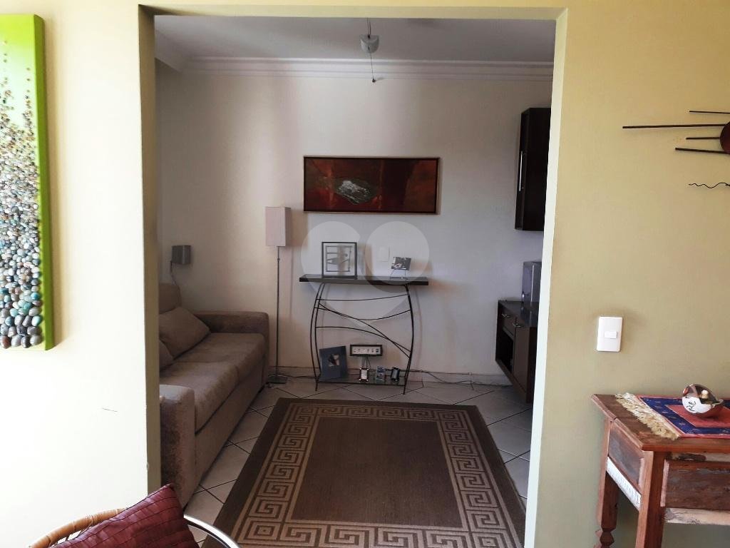 Belíssimo apartamento com 153 m² de área útil
