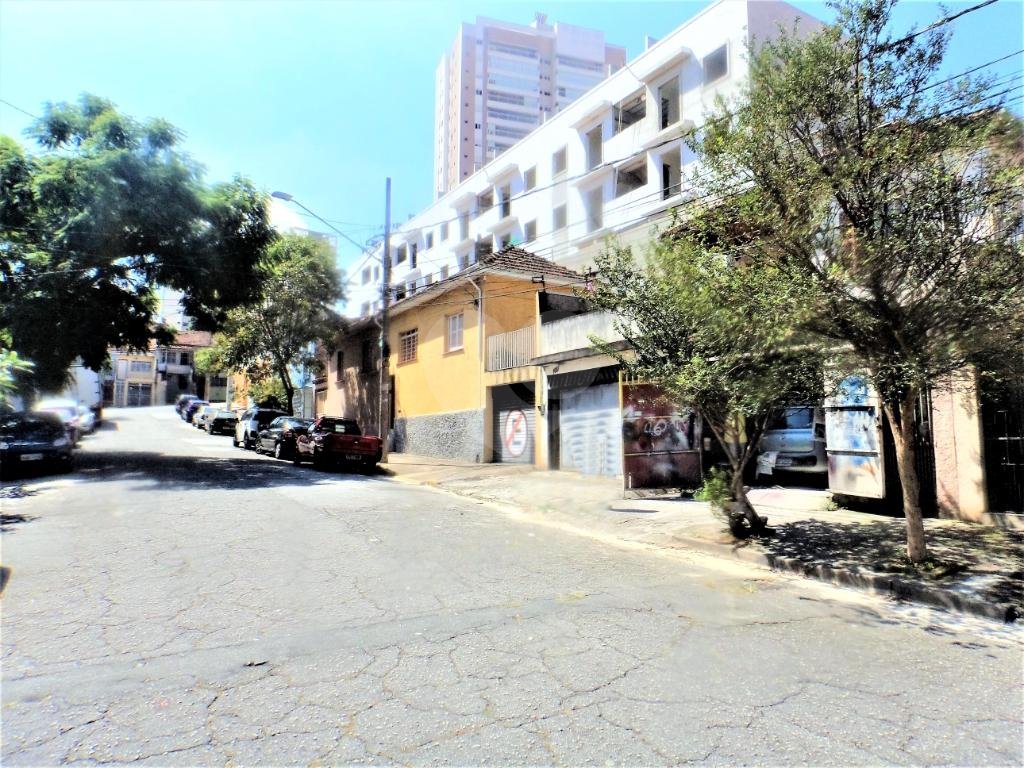 Investir é bom! Lucrar muito mais... terreno 10 x 50 com 4 casas, documentação ok!