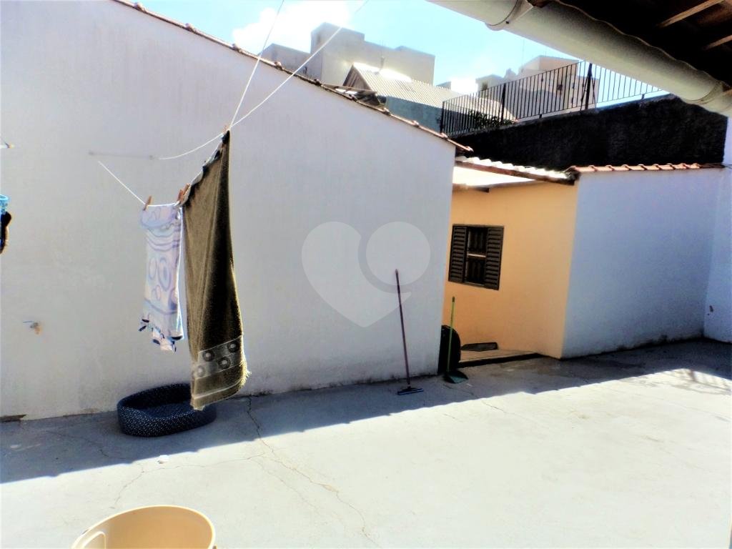 Investir é bom! Lucrar muito mais... terreno 10 x 50 com 4 casas, documentação ok!