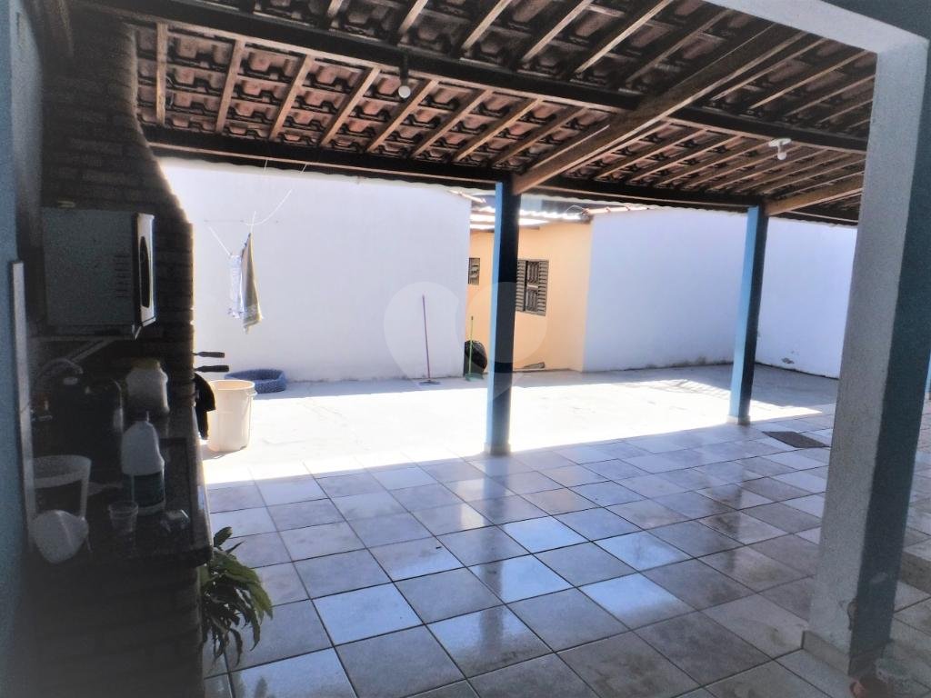 Investir é bom! Lucrar muito mais... terreno 10 x 50 com 4 casas, documentação ok!
