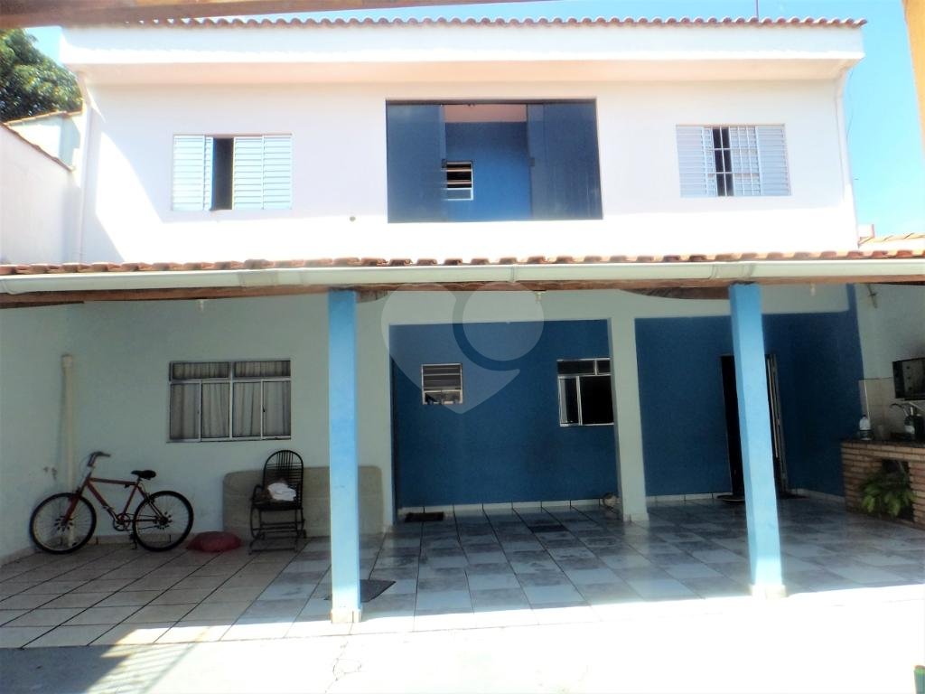 Investir é bom! Lucrar muito mais... terreno 10 x 50 com 4 casas, documentação ok!