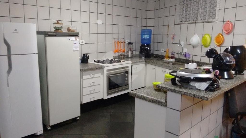 Sobrado à venda e aluguel com 3 quartos, 120m² - Foto 12