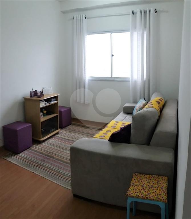 APARTAMENTO em JAÇANÃ