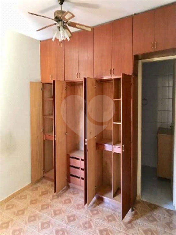 Sobrado à venda com 3 quartos, 200m² - Foto 9