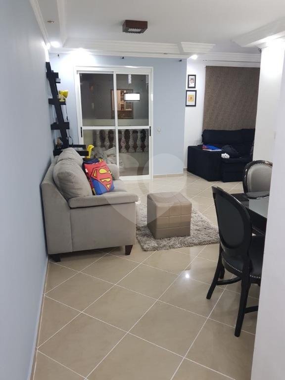 Apartamento à venda com 2 quartos, 63m² - Foto 8