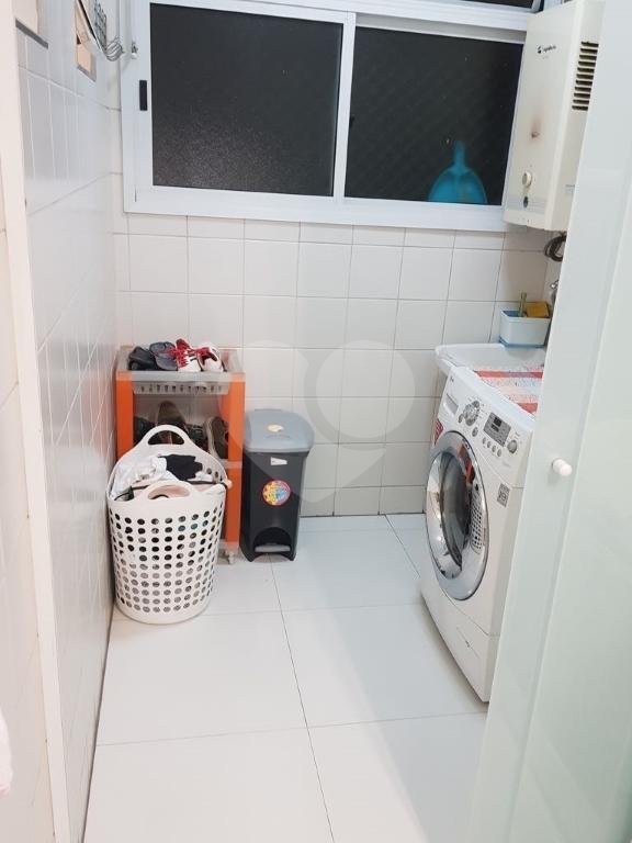 Apartamento à venda com 2 quartos, 63m² - Foto 13