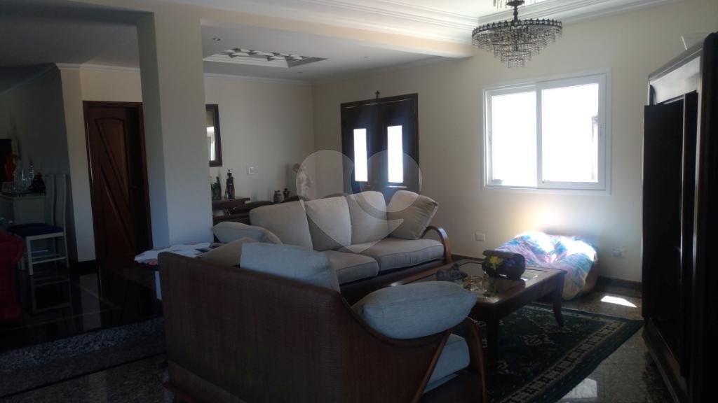 LINDA CASA EM CONDOMÍNIO - ARUJÁ SP