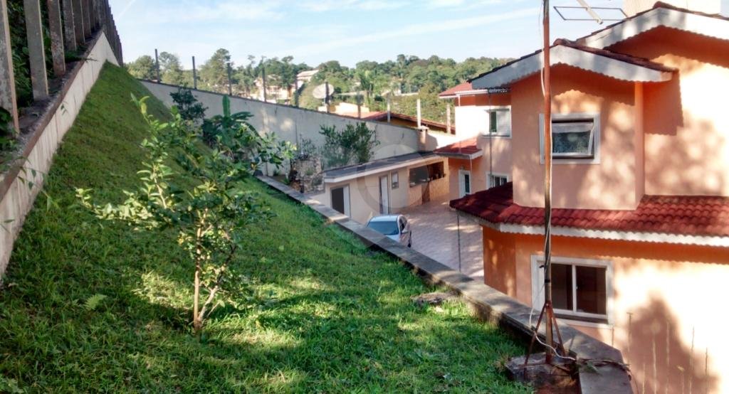 LINDA CASA EM CONDOMÍNIO - ARUJÁ SP