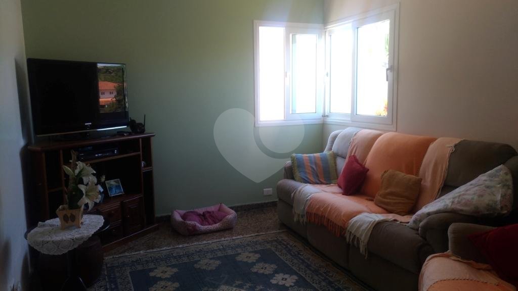 LINDA CASA EM CONDOMÍNIO - ARUJÁ SP
