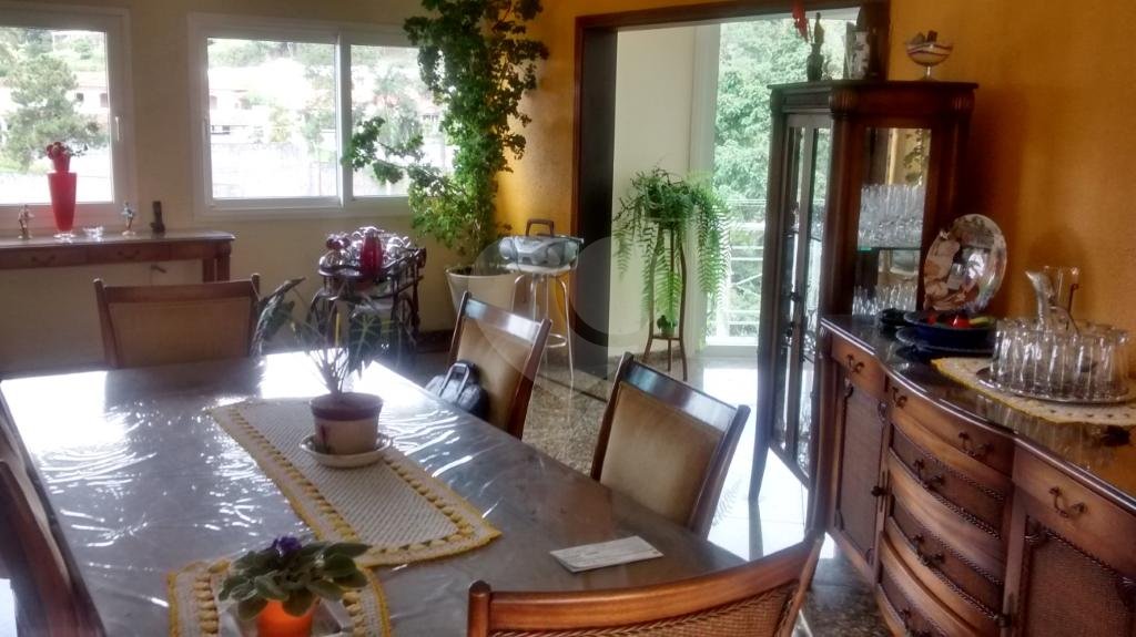 LINDA CASA EM CONDOMÍNIO - ARUJÁ SP
