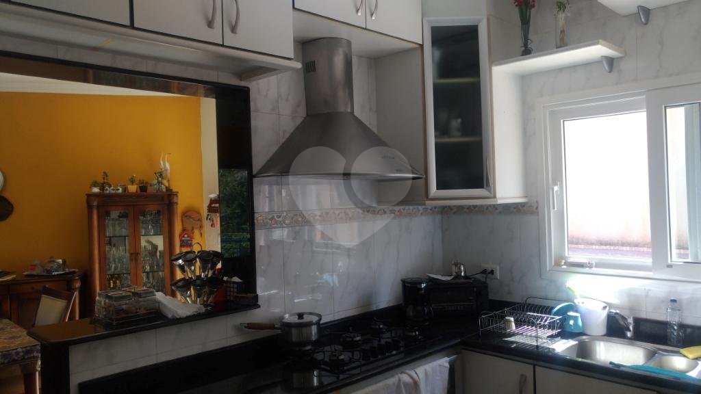 LINDA CASA EM CONDOMÍNIO - ARUJÁ SP
