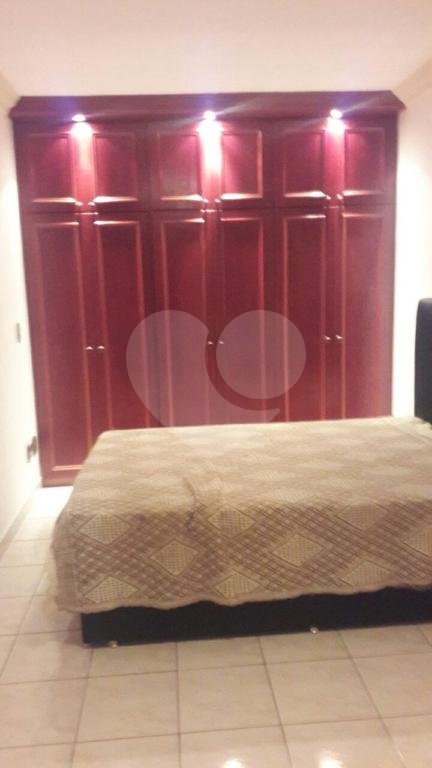 APARTAMENTO em HORTO FLORESTAL