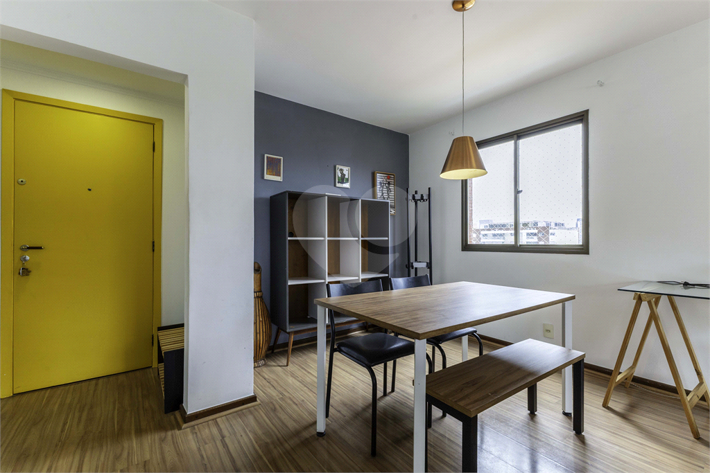 APARTAMENTO em VILA MADALENA