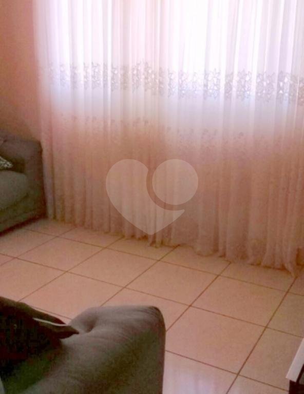 Lindo sobrado no Bairro Santa Rosa / Sorocaba (Aceita Permuta)