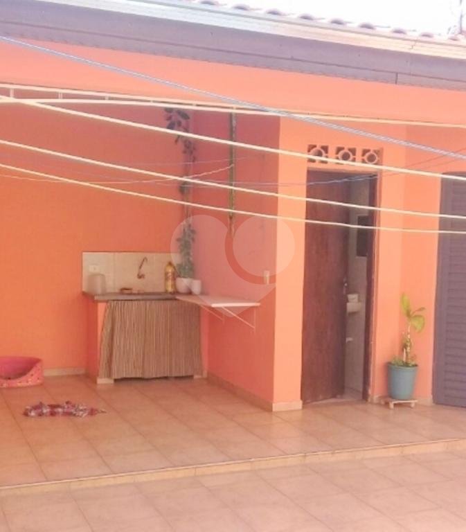Lindo sobrado no Bairro Santa Rosa / Sorocaba (Aceita Permuta)