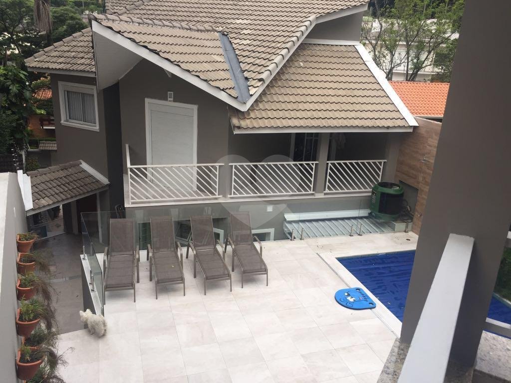 Casa, 4 dormitórios, 2 suítes, 8 vagas, à venda em Barro Branco, em São Paulo
