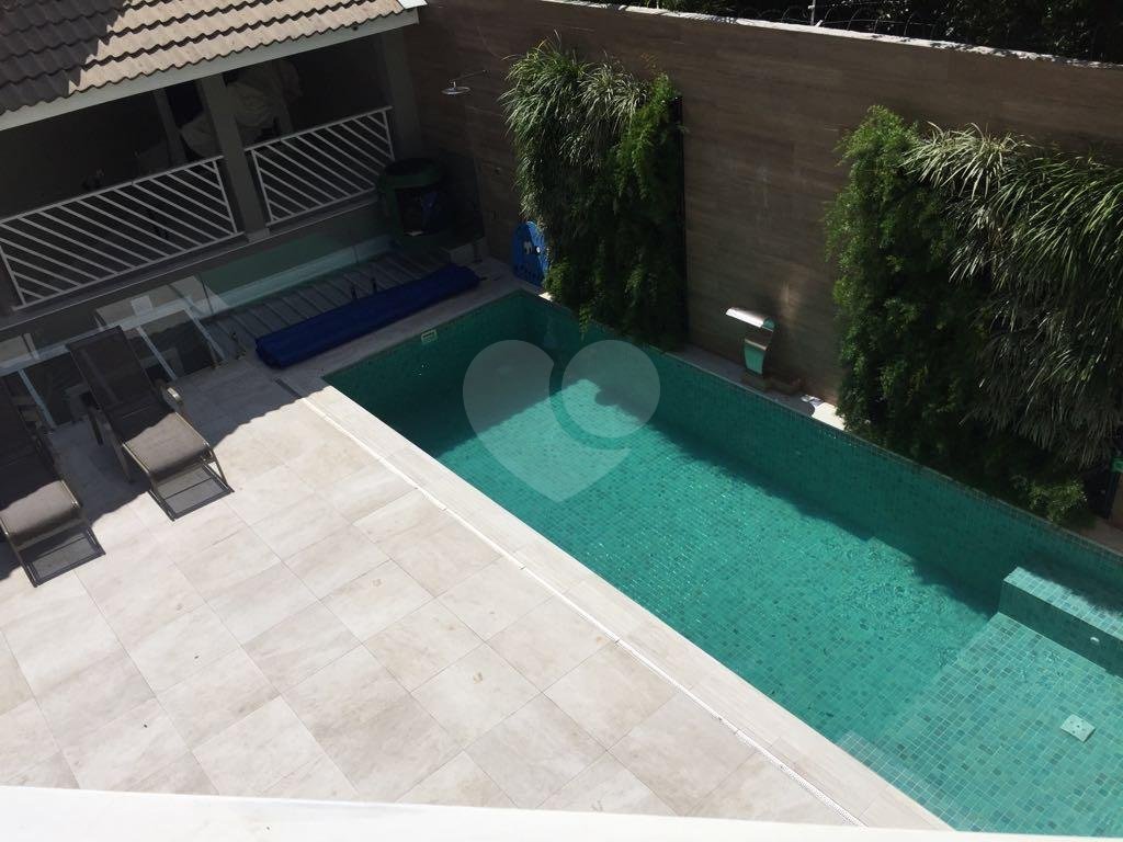 Casa, 4 dormitórios, 2 suítes, 8 vagas, à venda em Barro Branco, em São Paulo