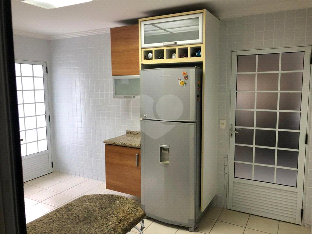 Casa, 4 dormitórios, 2 suítes, 8 vagas, à venda em Barro Branco, em São Paulo