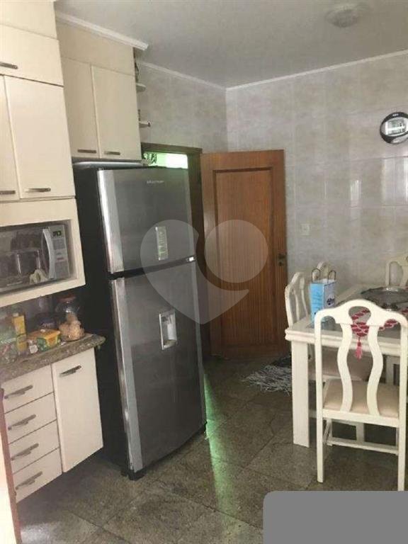 Sobrado com piscina na Parada Inglesa