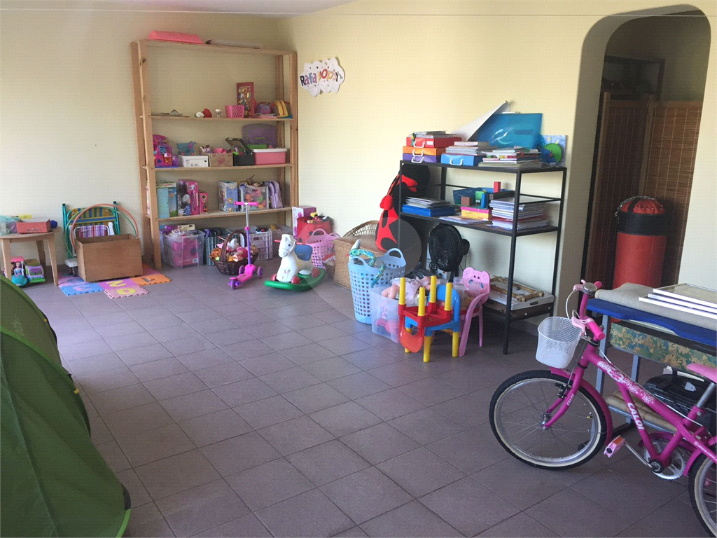 Casa térrea venda 3 dormitórios 1 suíte 4 vagas quintal área gourmet área verde horto florestal