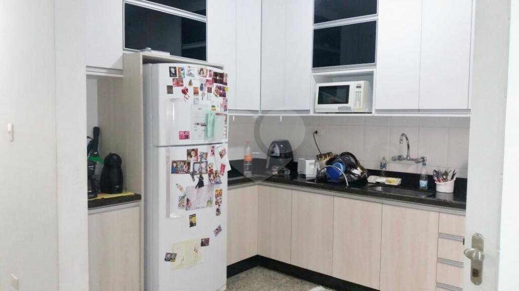 Lindo Sobrado em Condomínio