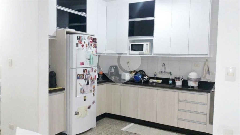 Lindo Sobrado em Condomínio