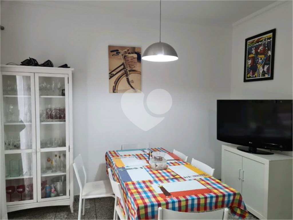 Lindo Sobrado em Condomínio